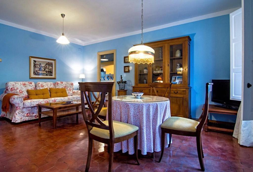 Apartamento En Un Dormitorio En Plaza Alfaro Sevilha Exterior foto